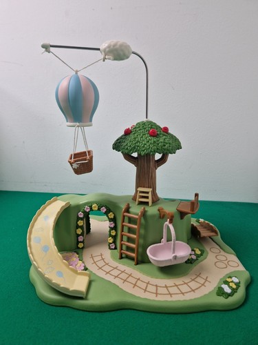 Molino de viento completo Sylvanian Families Primrose Park & Baby en cajas estilo 4972 - Imagen 5 de 24
