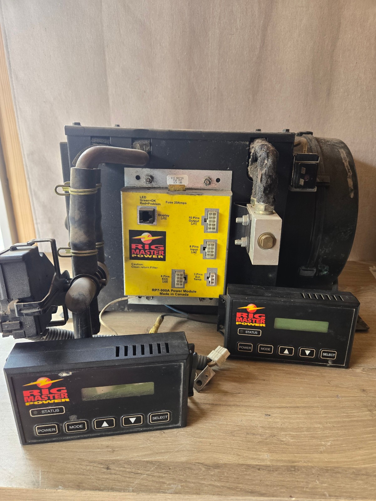 Rig Master Rigmaster APU Unit with 2 Control Display Units