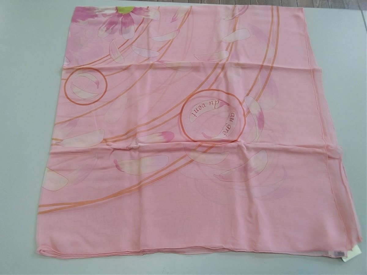 Hermes 140 Au Gre Du Vent Silk Chiffon Shawl Wrap Pink Tags Box Used. View 6