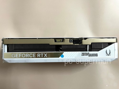 Zotac RTX 5090 Solid White GPU No Core & VRAM, for parts (ship From HongKong) - Picture 5 of 8
