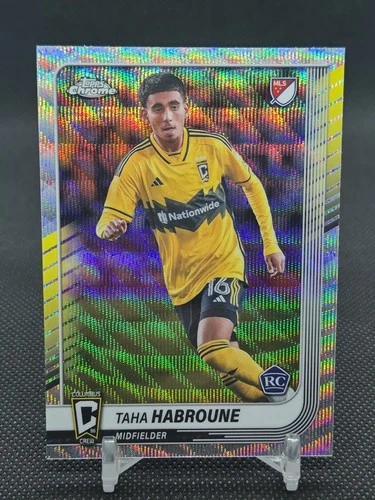 2025 Topps Chrome MLS Soccer Raywave Refractor Taha Habroune #104