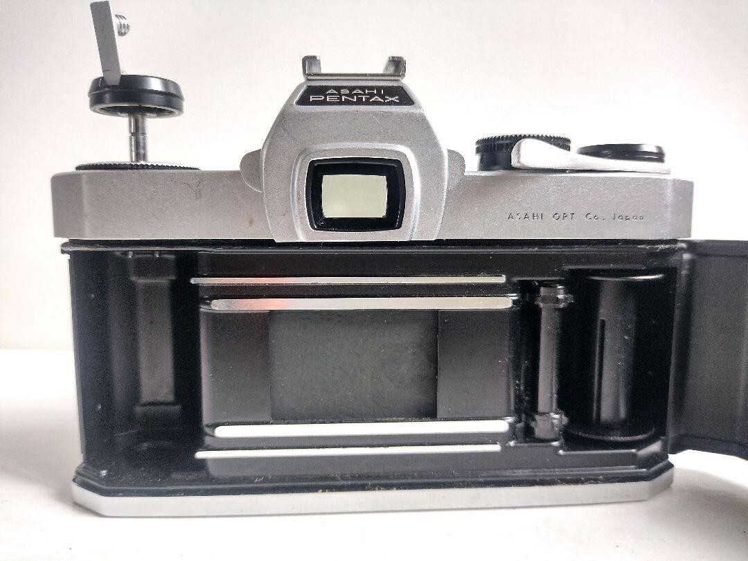 162 Pentax Spotmatic SP 35mm Film Camera SMC Takumar 55mm f