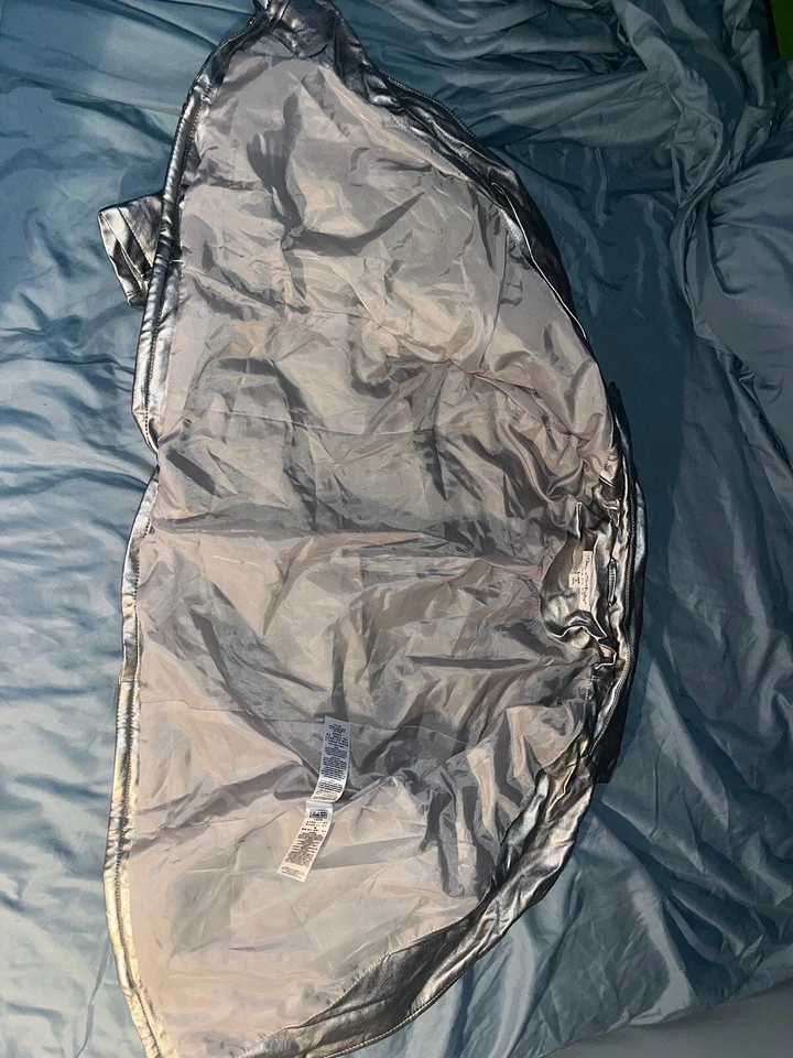 Jaqueta de motocicleta feminina Miss Selfridge prata metálica vegana couro sintético tamanho G - Imagem 4 de 4