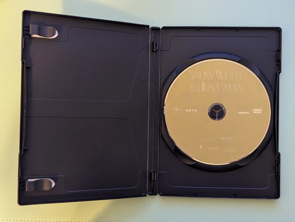 Snow White and the Huntsman (DVD, 2012, Extended Edition) - Image 3 of 4