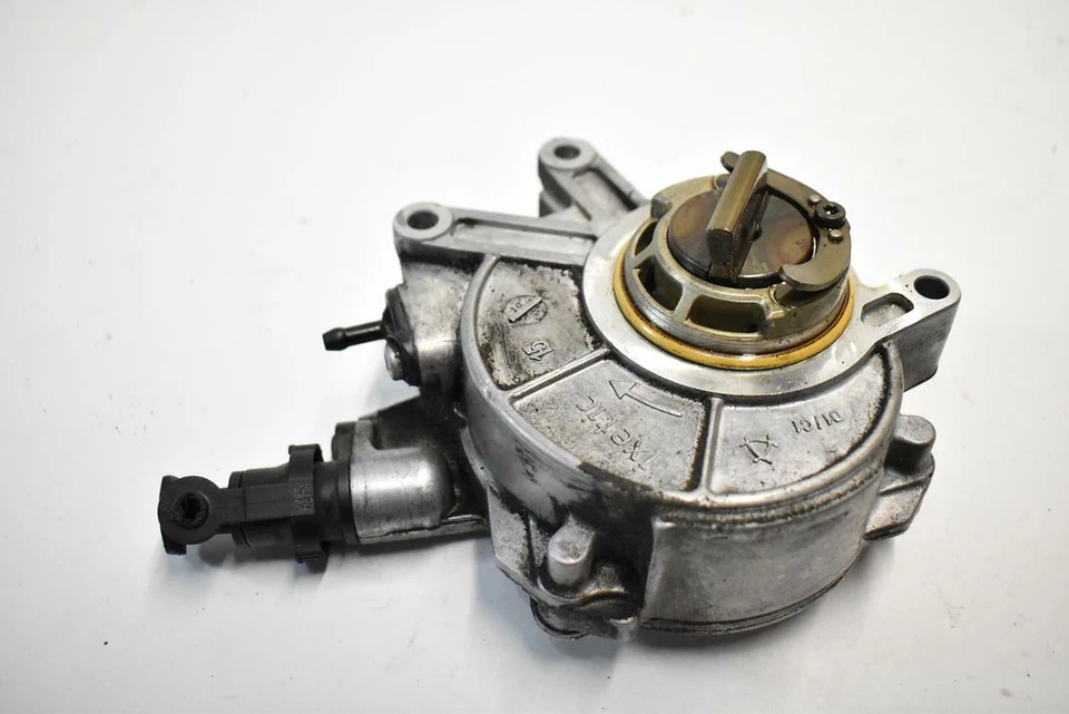 BMW 550i 650i 750i M5 M6 X5 X6 2009-2017 árbol de levas OEM bomba de vacío de freno derecho Foto 3 de 4