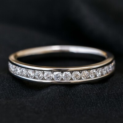 Preisvorschlag - D-E/VVS Lab Grown Round Diamond Half Eternity Ring Weißgold