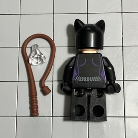 Lego Catwoman Purple Lips 6858 Super Heroes Batman II Minifigure C2 40