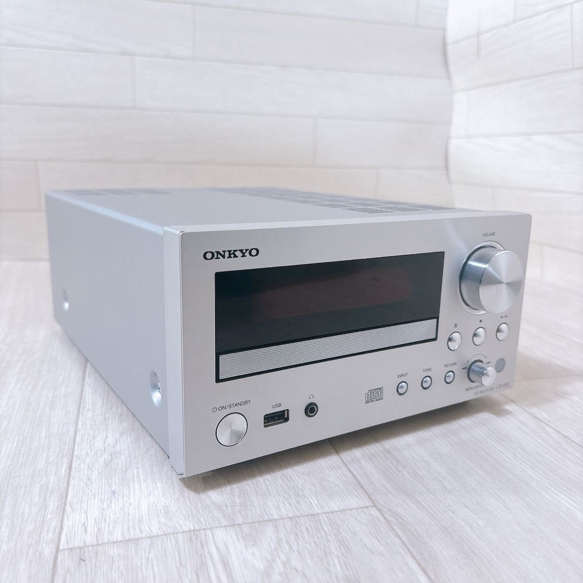 ONKYO CR-555 CD Tuner Amplifier Receiver Silver with Remote
