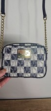 Bolso Bandolera Michael Kors Jet Set MK Logo Pequeña Firma Cámara Azul Marino Dorado HW