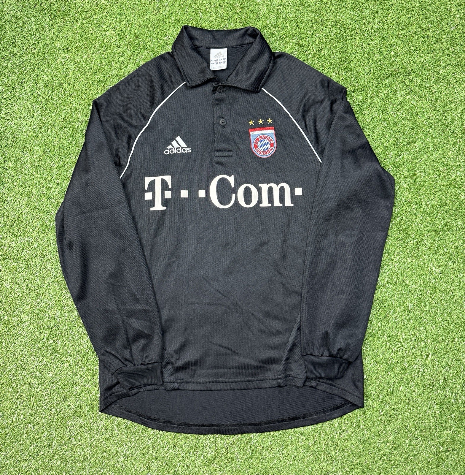 Vintage Adidas FC Bayern T-Com long sleeve black size small used