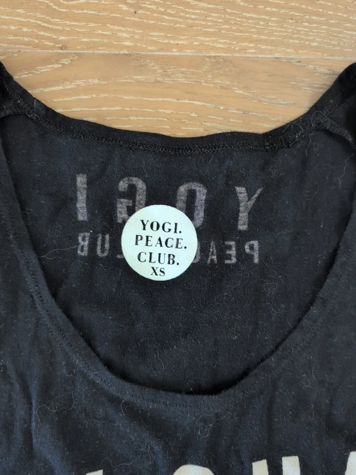 Tanque Yogi Peace Club 'Aloha Palms Beach Yoga' - Negro / XS Foto 3 de 4