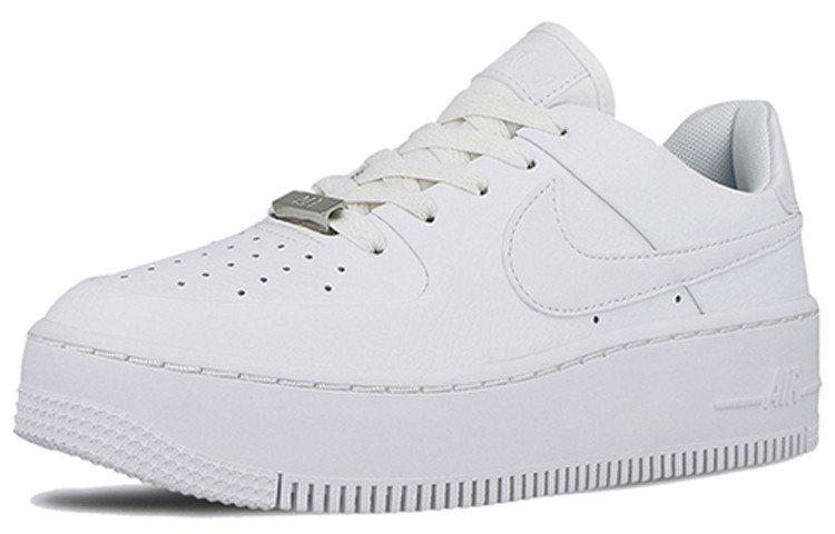 NIKE AIR FORCE 1 SAGE LOW ホワイト 25cm Size 5.5 - Nike Air Force 1 Sage Low Triple White W for sale