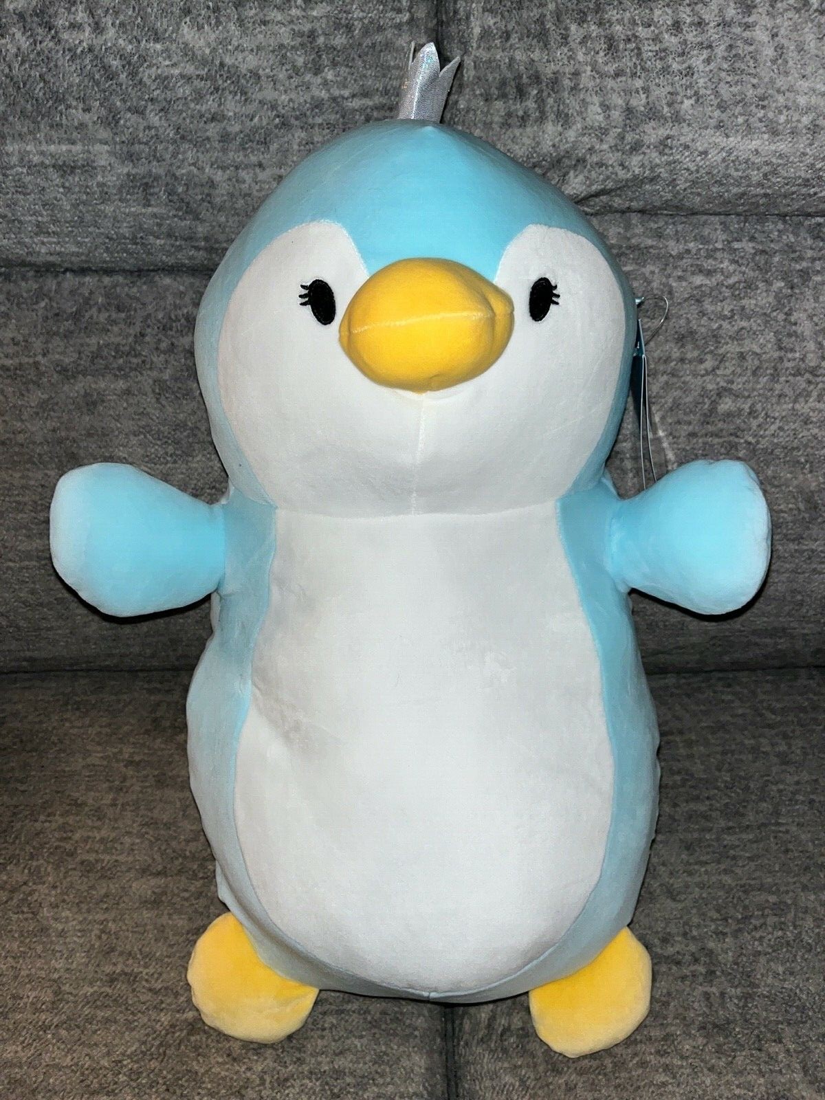 squishmallow hug mees penguin