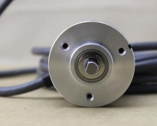 Fst  New Omron Rotary encoder E6B2-CWZ6C 600P/R free shipping