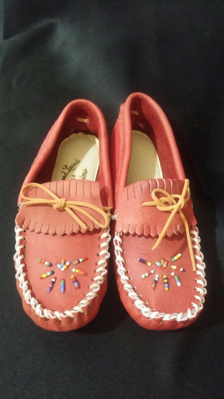 Vintage Red Genuine Hand Laced Beaded Leather Jacksonville Mall Max 87% OFF Sole Moccasins len