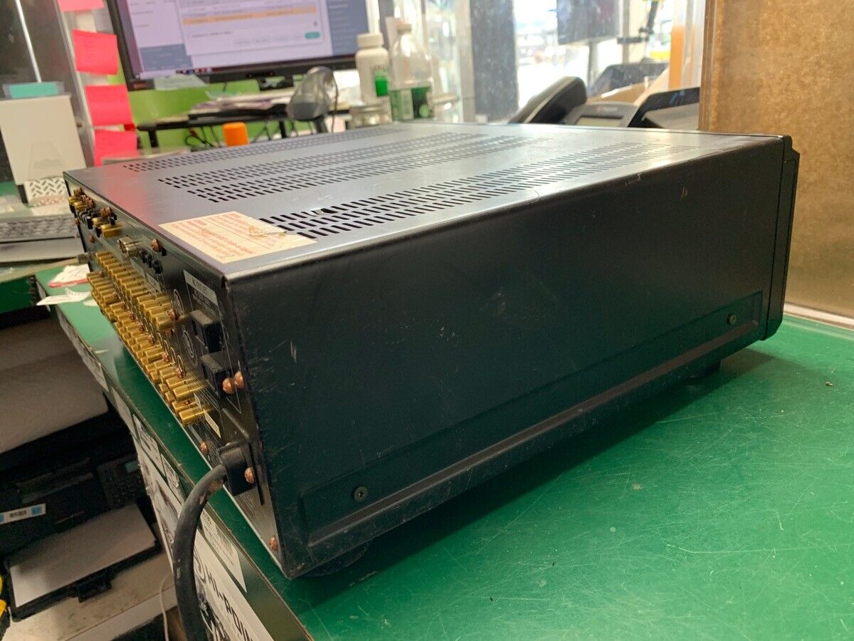 SONY TA-E9000ES AV Control Amplifier. Pre-amp/Processor SONY TA-E9000ES AV Control Amplifier. Pre-amp/Processor