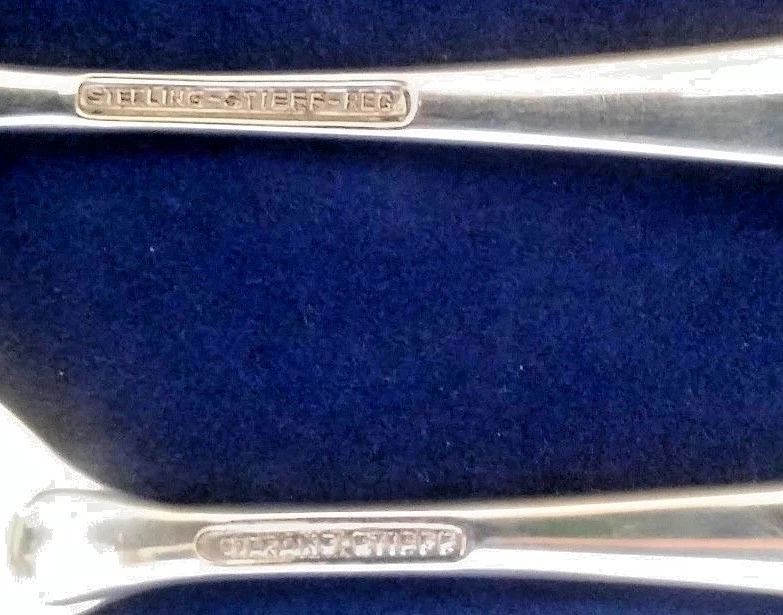 JUEGO DE CUBIERTOS STIEFF ROSE PLATA ESTERLINA PARA 4 POR 5 PIEZAS 4, 8 O 12 JUEGOS Foto 3 de 3