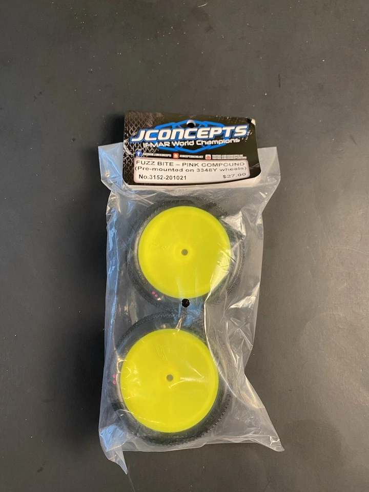 J Concepts Fuzz Bite Pink Pre-mounted On 3348Y Wheels No 3152-201021 - Image 2 of 2