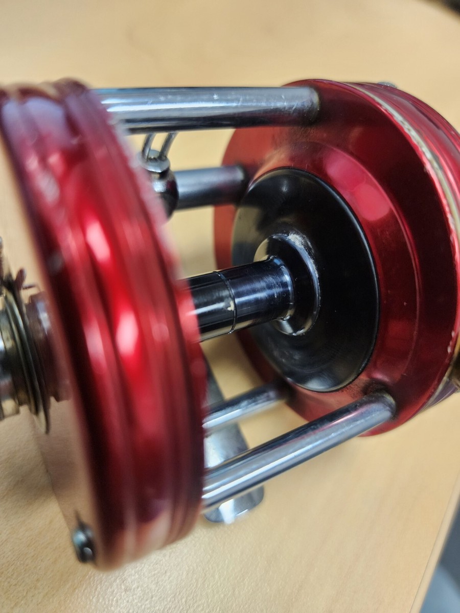 Vintage Abu Garcia Ambassadeur 5000 Baitcast Fishing Reel