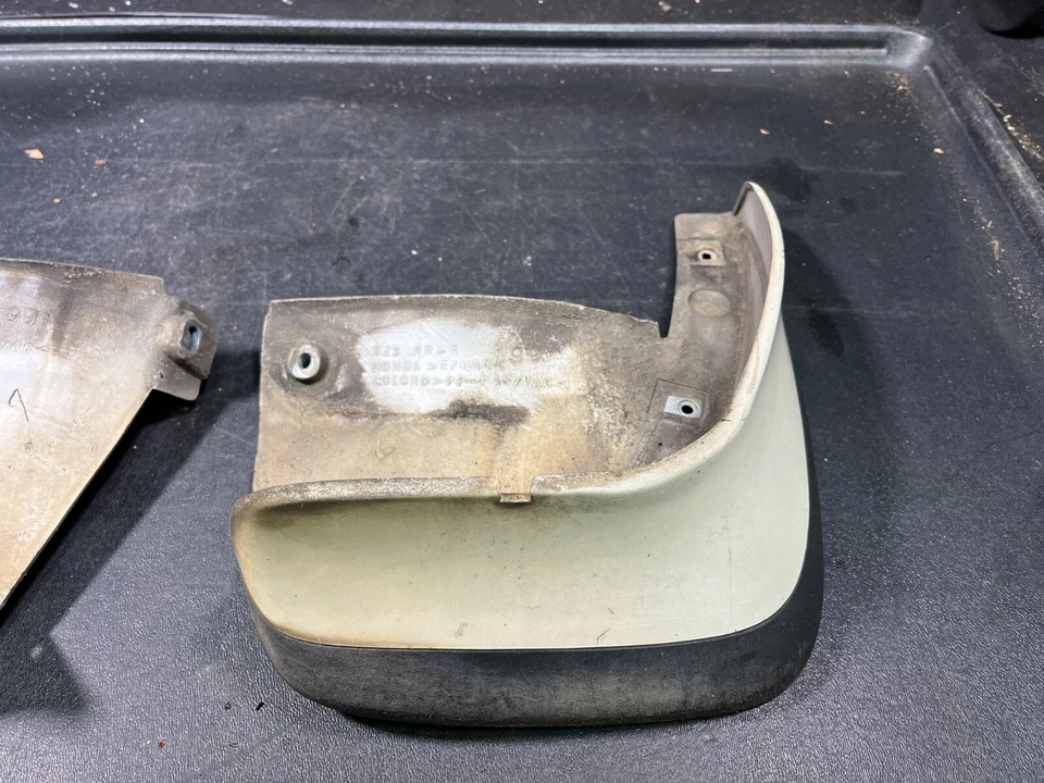 99-04 ACURA RL GUARDABARROS TRASERO GUARDABARROS GUARDABARROS PAR IZQUIERDO DERECHO CONDUCTOR PASAJERO Foto 2 de 4