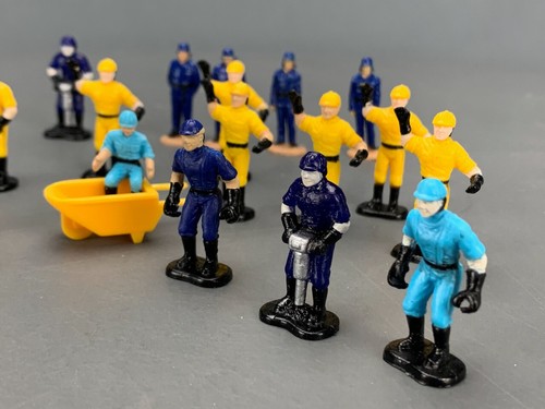 19X 1:32 - 1:36 Scale Construction Play Figures PM0827 LZ - Picture 2 of 7