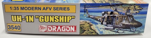 Dragon 1:35 UH-1N Gunship Model Kit Modern AFV Series #3540 NEW *READ* - Picture 4 of 8