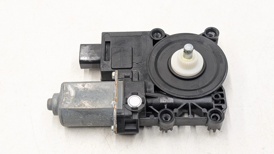 BMW I4 G26 WINDOW MOTOR REAR LEFT PASSENGER SIDE 9854231 2023 - Image 3 of 4