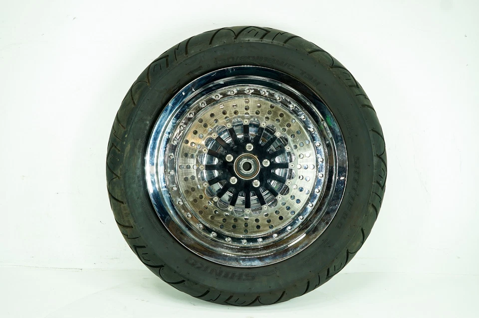 03 Harley Fat Boy Softail FLSTFI 前轮去皮轮辋轮胎 130/90B16 73H 1360 — 第 2/4 张图片