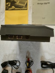 Commodore Amiga CD32 32-Bit Console NTSC 1993 NO P/S READ to see possible option