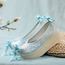 Chinese Style Hanfu Shoes Ethnic Style Slope Heel Platform Embroidered Shoes