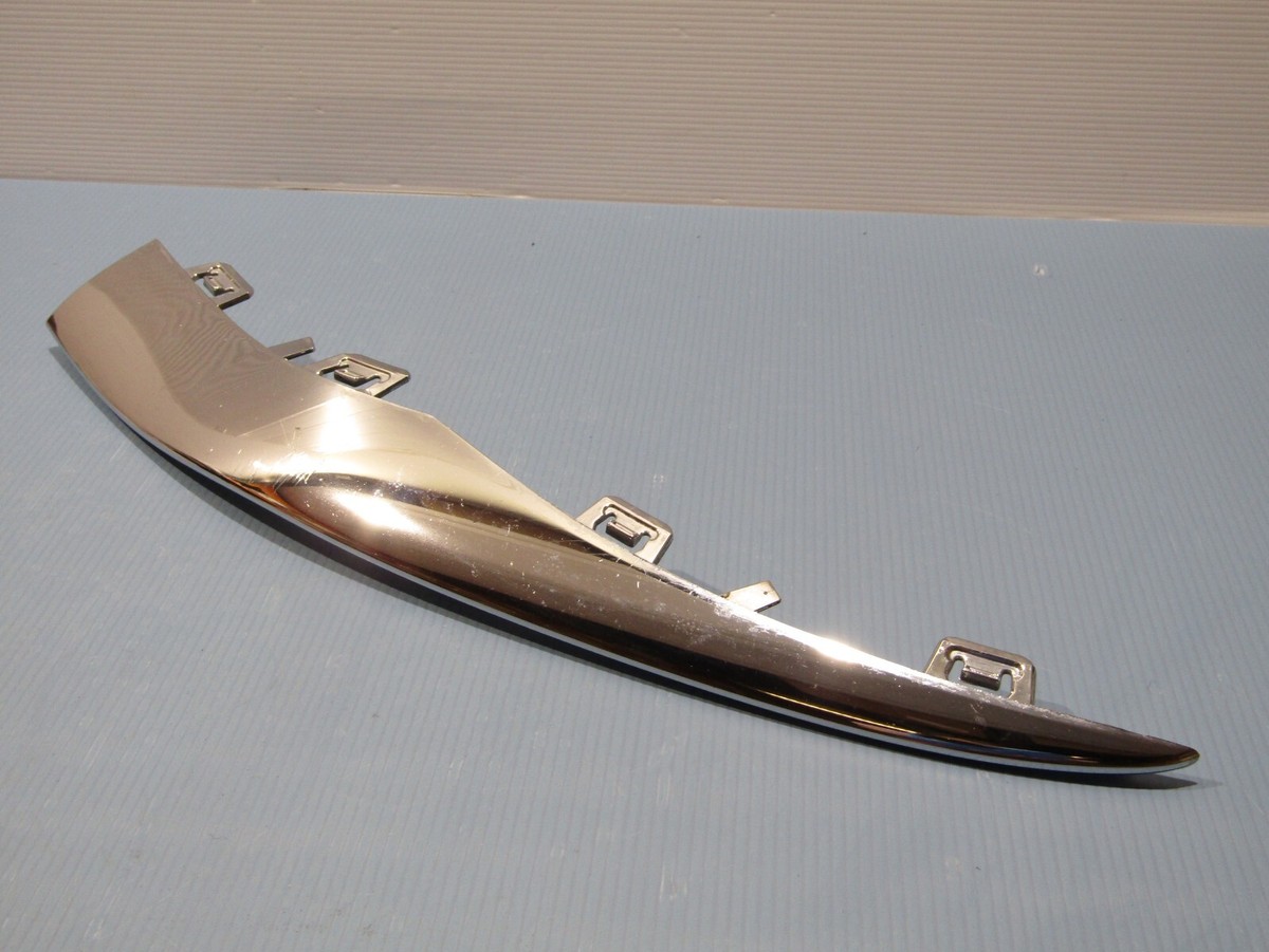 MERCEDES C CLASS W205 AMG FRONT BUMPER RIGHT CHROME MOULDING 