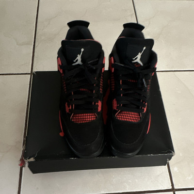 Jordan Air Jordan 4 Retro Red Thunder Black/Red CT8527-016