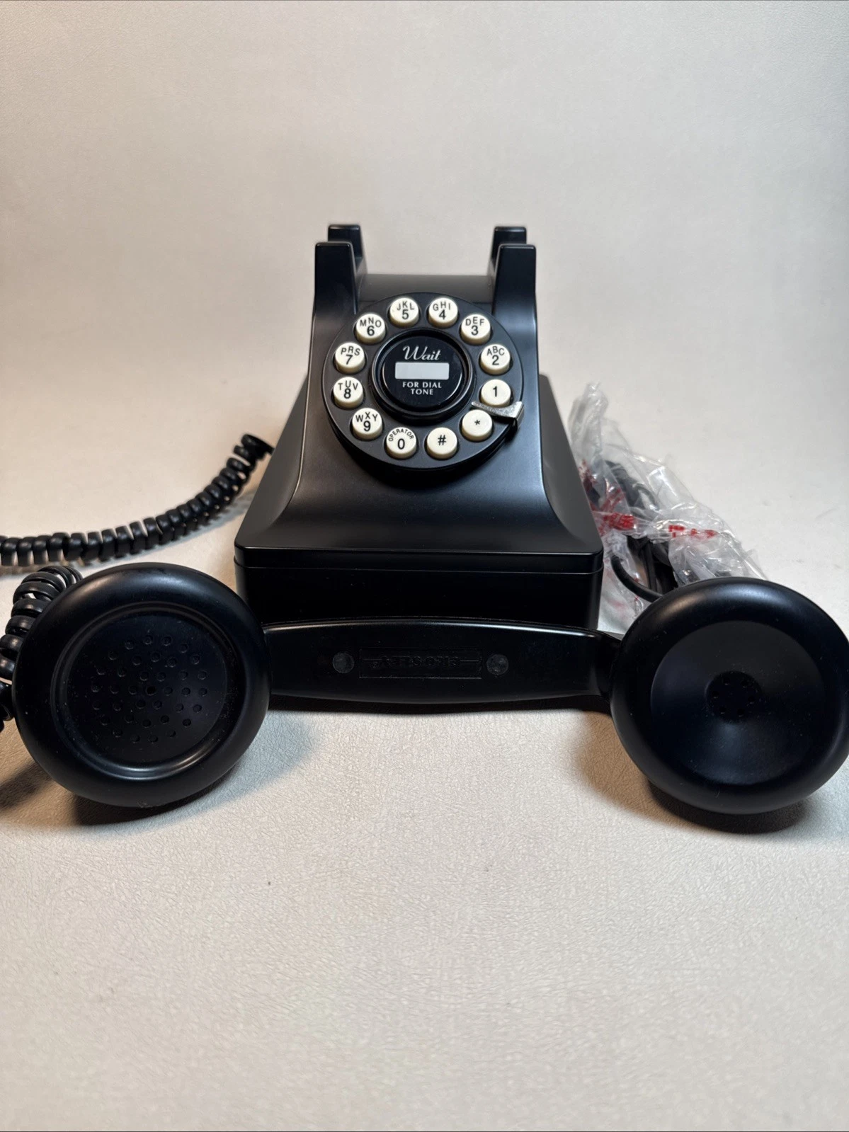 Crosley 302 Wall Phone - Thumbnail 5