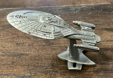 Rawcliffe Star Trek RF779 U.S.S. Voyager NCC-74656 Pewter Figure