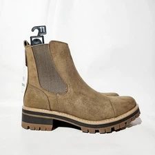 *NEW* Time and Tru Women's Lug Chelsea Boots Size 11