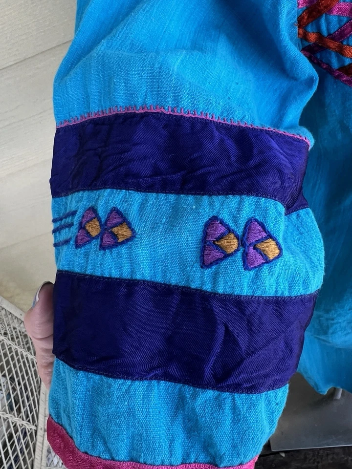 Vestido Turquesa Mexicana Arte-Para Usar Peces Bordado a Mano Irene Pulos De Colección S/M Foto 4 de 4