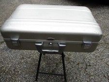 Zero Halliburton Aluminum Briefcase/luggage Unlocked  21x13x7 Free Shipping USA