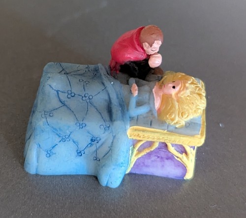 Disney Sleeping Beauty Castle Diorama - NEW - MIB - Vintage - RARE - Picture 10 of 13
