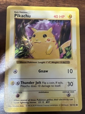 Pikachu 058/102 Base Set (Shadowless) Regular