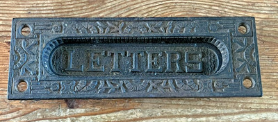 Vintage Cast Iron Letters Door Slot Mail RHC Windsor 334 Pattern Antique Post