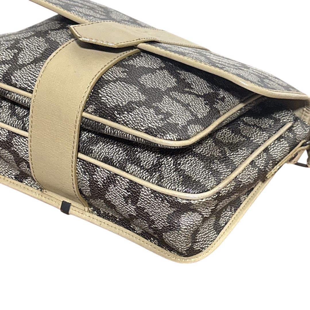 Borsa a tracolla Yves Saint Laurent ottime condizioni modello giraffa YSL crossbod