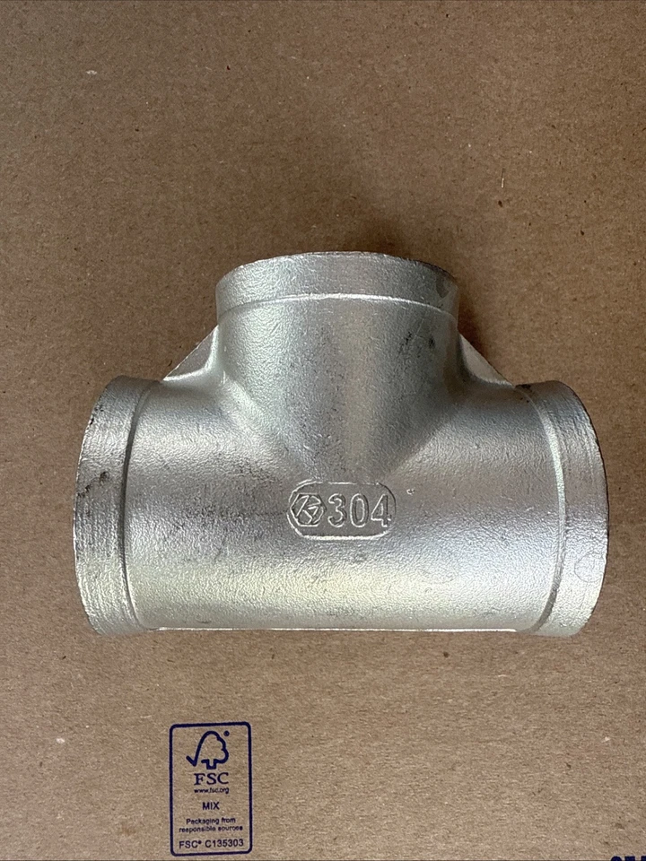 1-1/2" 150 Female NPT Pipe Tee Cast 304 Stainless Steel Fitting - Image 2 of 3