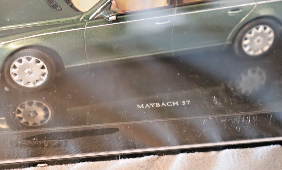 Maybach 57 Model Car Die Cast Vehicle Case Green Luxury Sedan Mercedes-Benz - Image 2 of 4