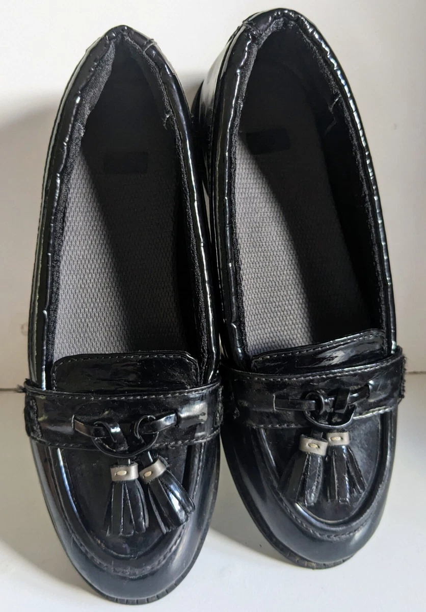 Clarks girls slip on clearance shoes