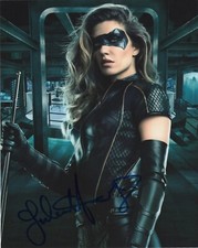 Juliana Harkavy Arrow Autographed Signed 8x10 Photo COA 