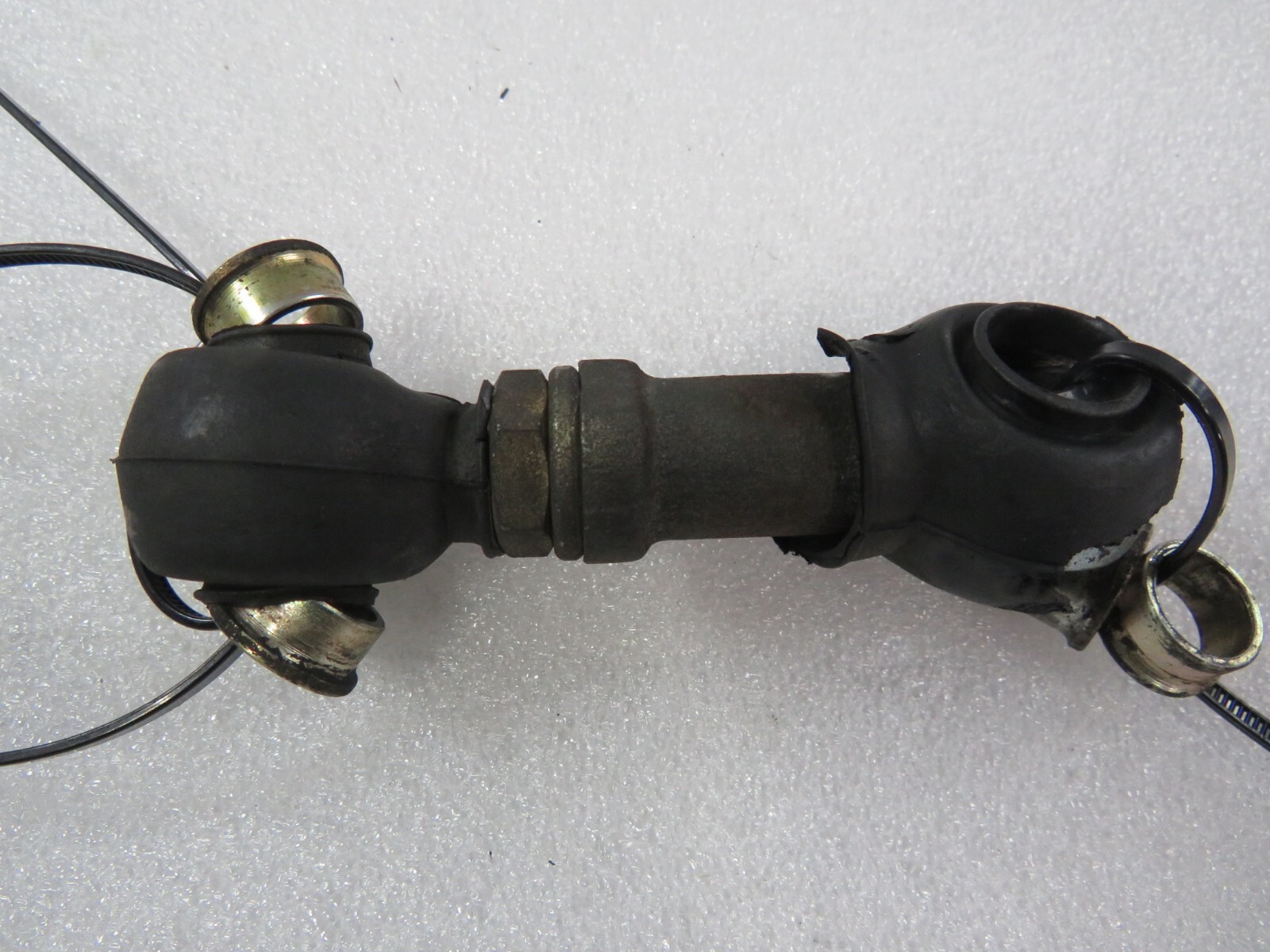 Ferrari 575, 550, 456, LH, Drag Link, Ripped Boots, Used, P/N 183832
