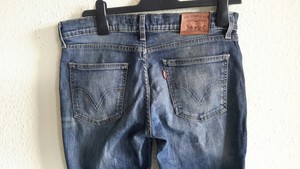 levis 10528 straight