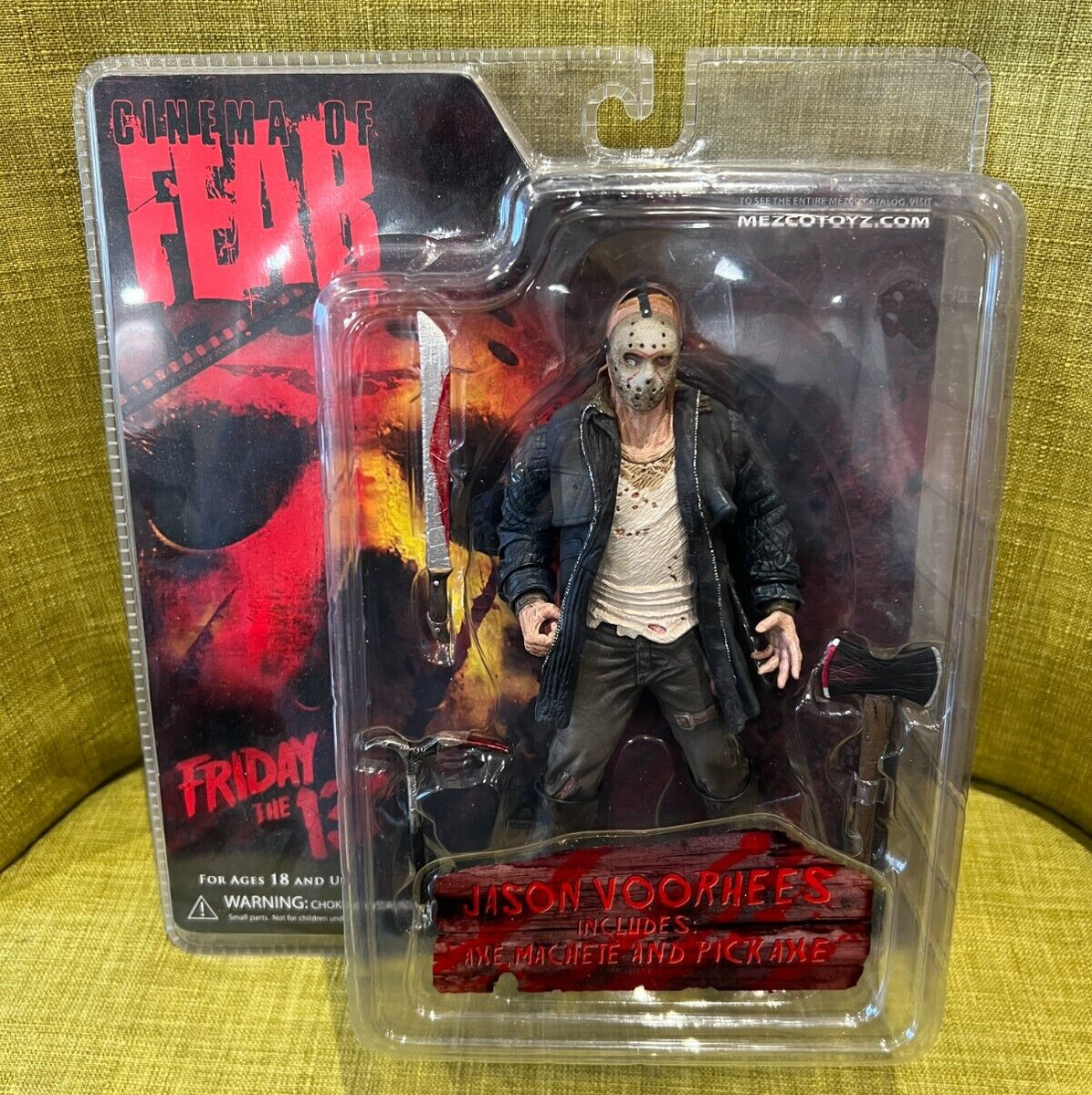 メズコMezcoシネマ・オブ・フィアー Cinema of fear ジェイソン s-l400.jpg