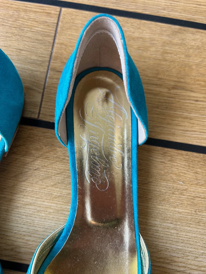 BNWT Alejandro Injelmo turquoise flats, suede and leather, open toe, size 40 — 第 2/4 张图片