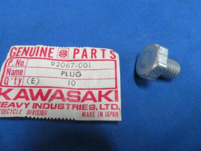 NOS Kawasaki # 92067-001 Oil Drain Plug Z1 KZ H1 H2 S1 S2 S3 A7 A1